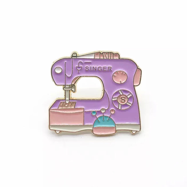 Sewing machine DIY enamel pin