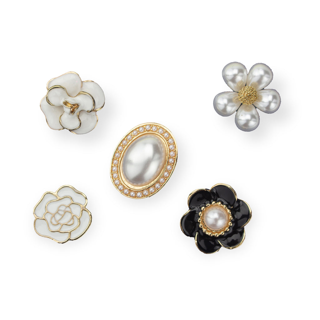 Set of 5 Enamel Pins - Flowers and Pearls